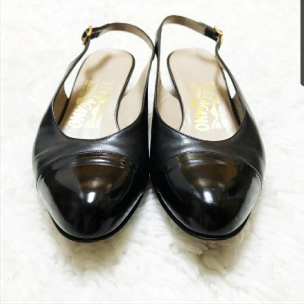 SALE Authentic Vintage Salvatore Ferragamo CapToe Sling Back Flat